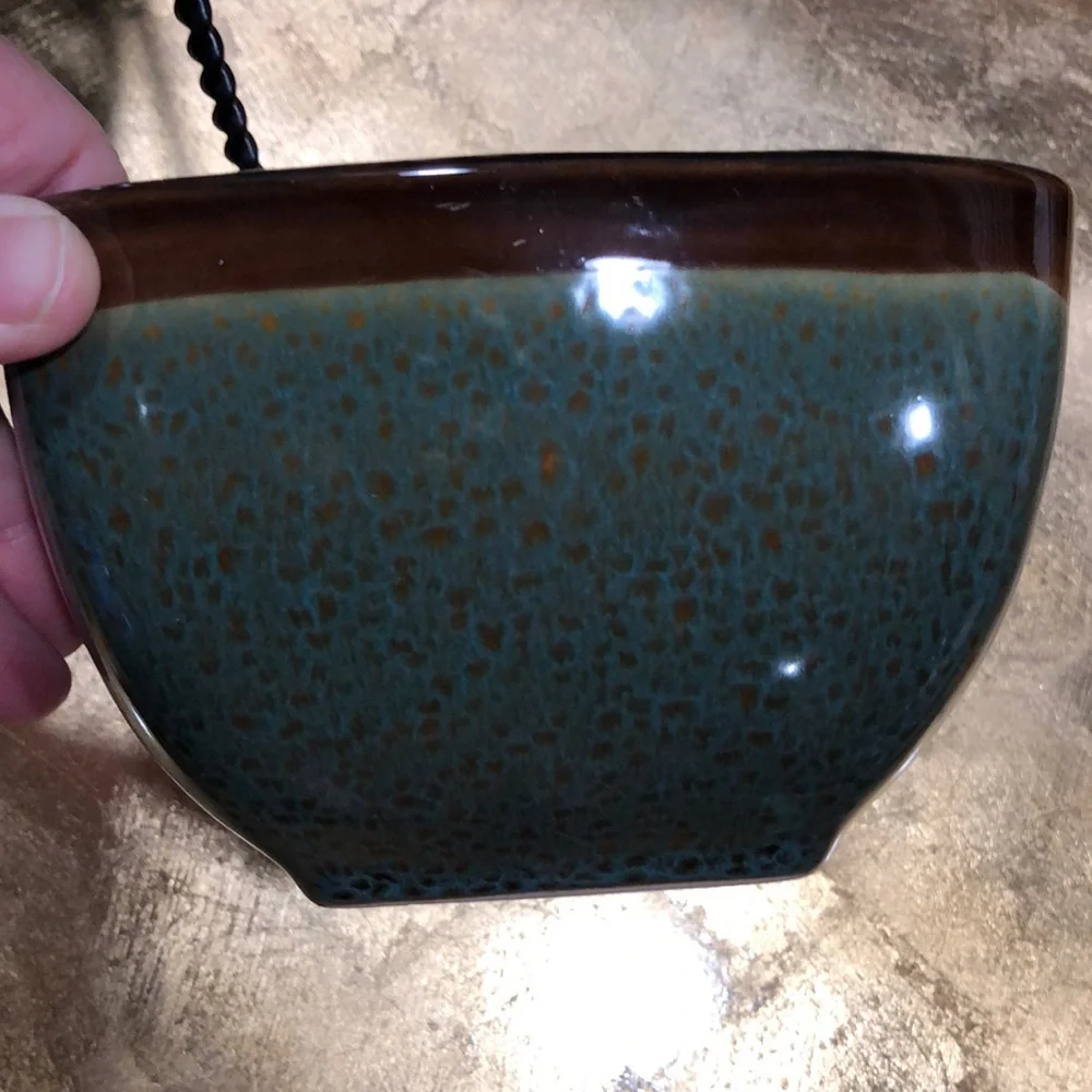 ELITE COUTURE Pair of Square Bowls‎ Green Speckle Glaze with Brown Interior